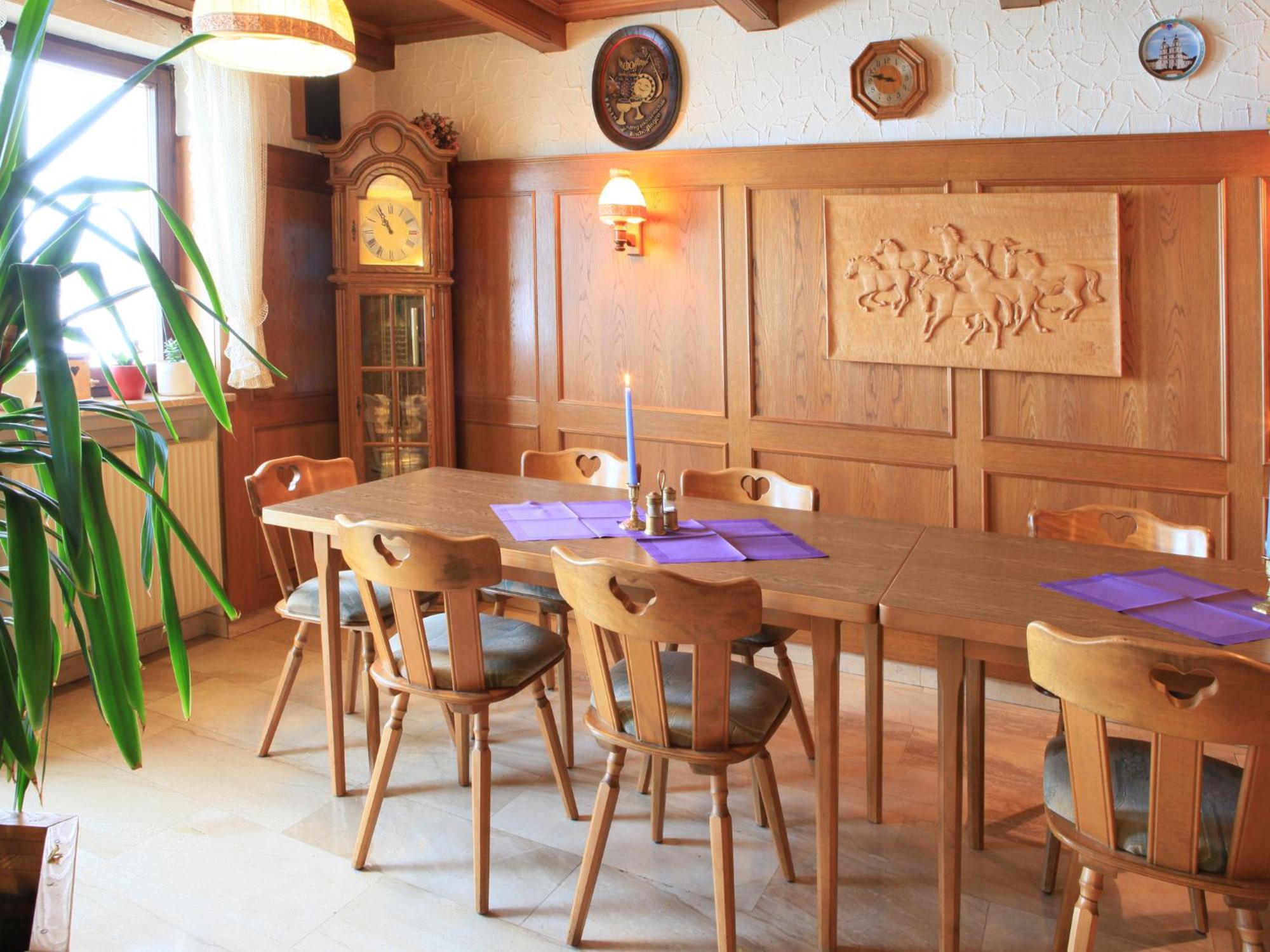 Pension Weinhaus Unger Schwenningen  Exterior photo